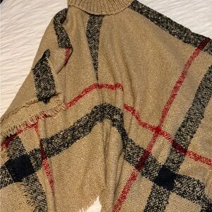 Chic Turtleneck Plaid Poncho